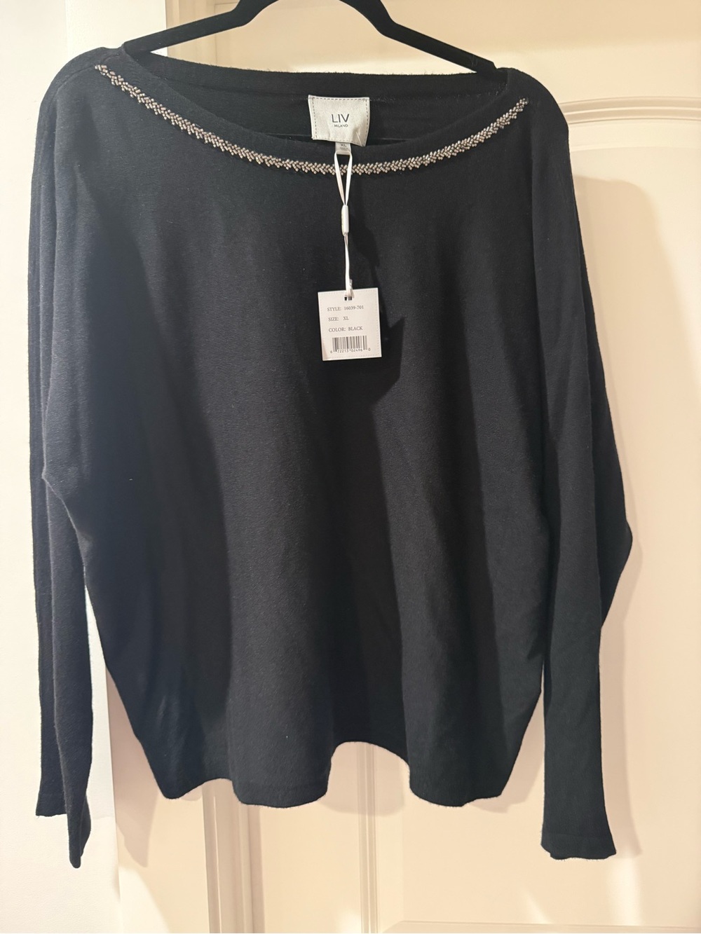 ✨ LIV Milano Black Embellished Sweater – Women’s XL – New With Tags
